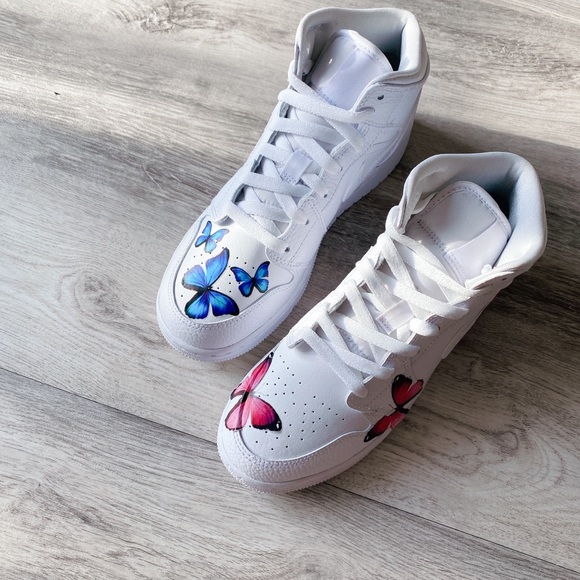 Air jordan AJ 1 mid custom butterfly 🦋 - Picture 2 of 8